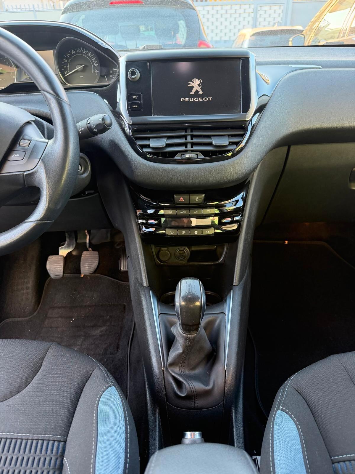 Peugeot 208 1.4 HDi 68 CV 5 porte Allure