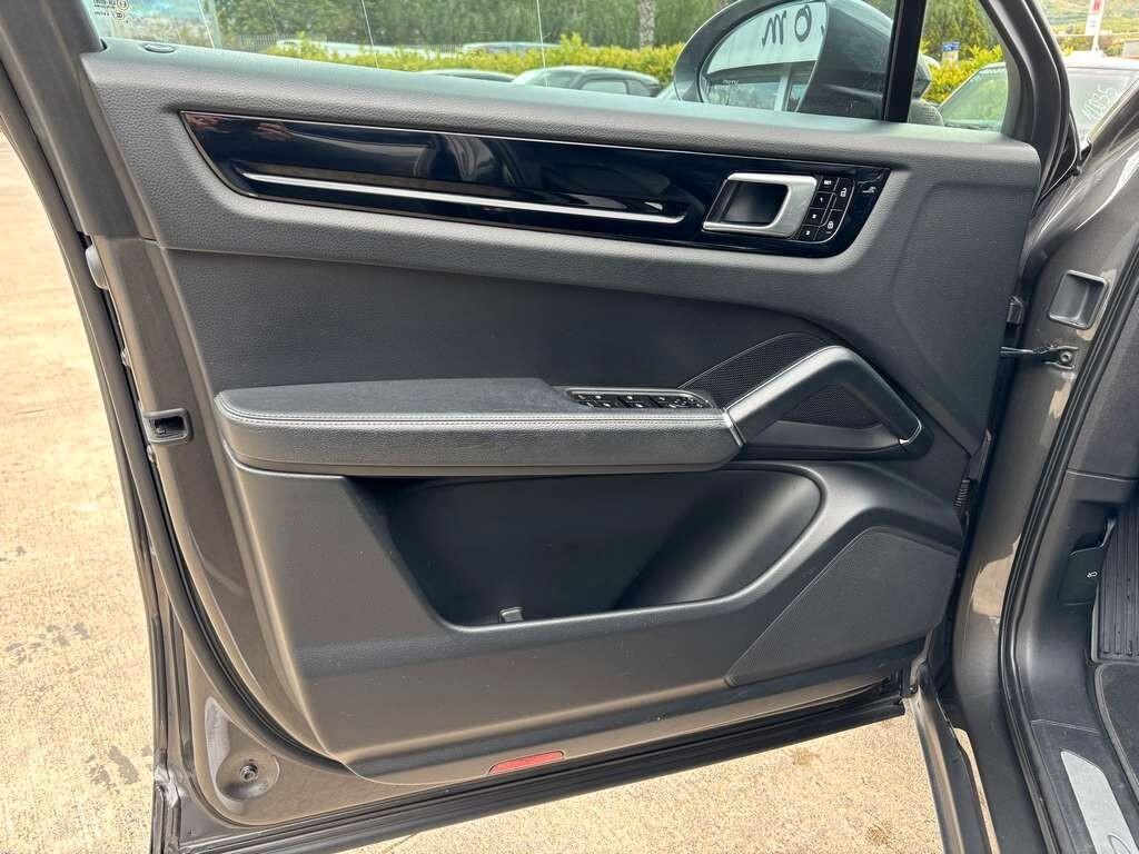 Porsche Cayenne Coupé 3.0 V6 2020 / KM 140.000 Anticipo 17.000 Euro per noleggio no scoring