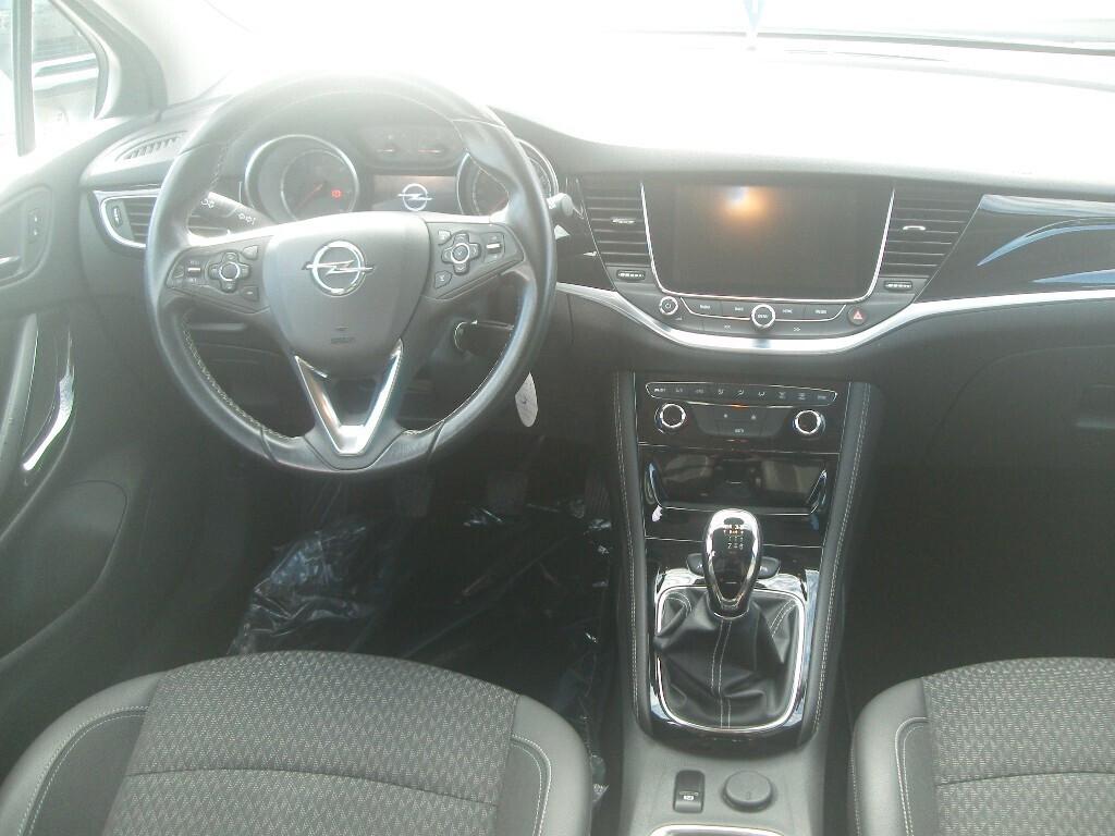 Opel Astra 1.6 CDTi 110CV Innovation - 2017