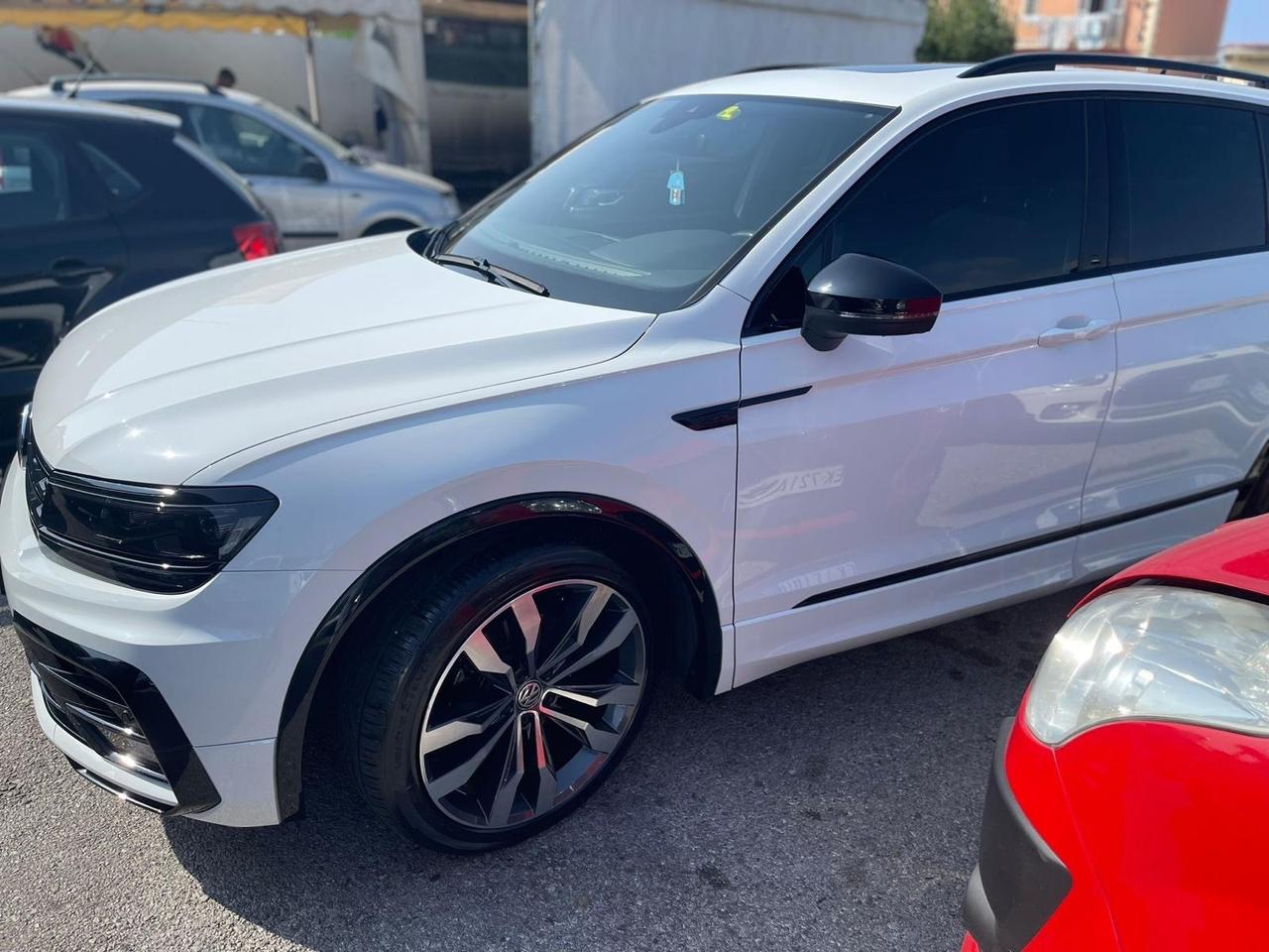 Volkswagen Tiguan 2.0 BiTDI SCR DSG 4MOTION Advanced R-Line BMT