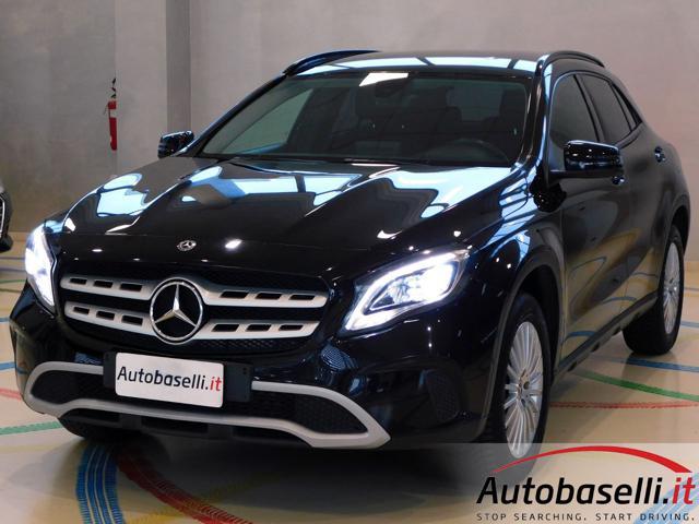 MERCEDES-BENZ GLA 200 180 BUSINESS 122CV,NAVIGATORE,LEDHD, RETROCAMERA