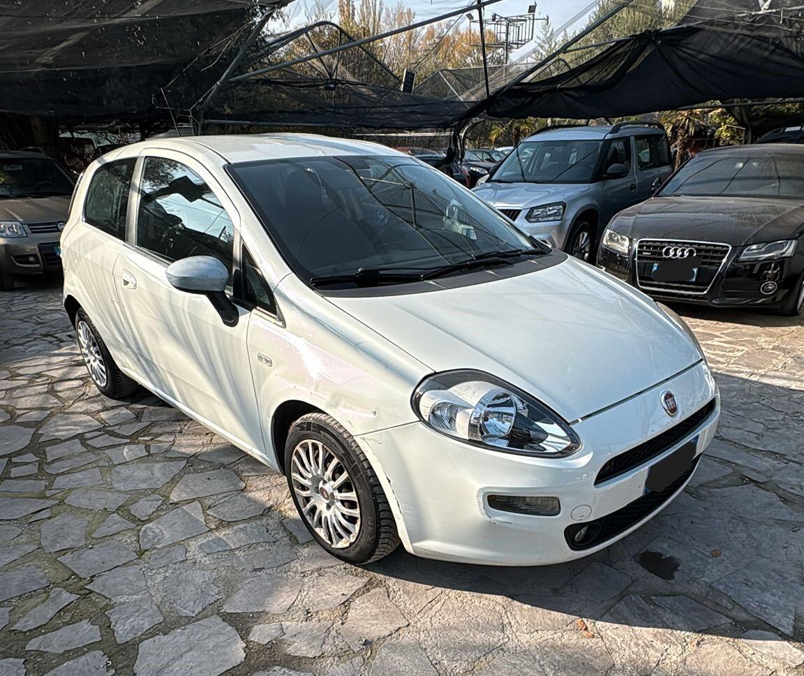 Fiat Punto 1.3 MJT II 75 CV NEOPATENTATI