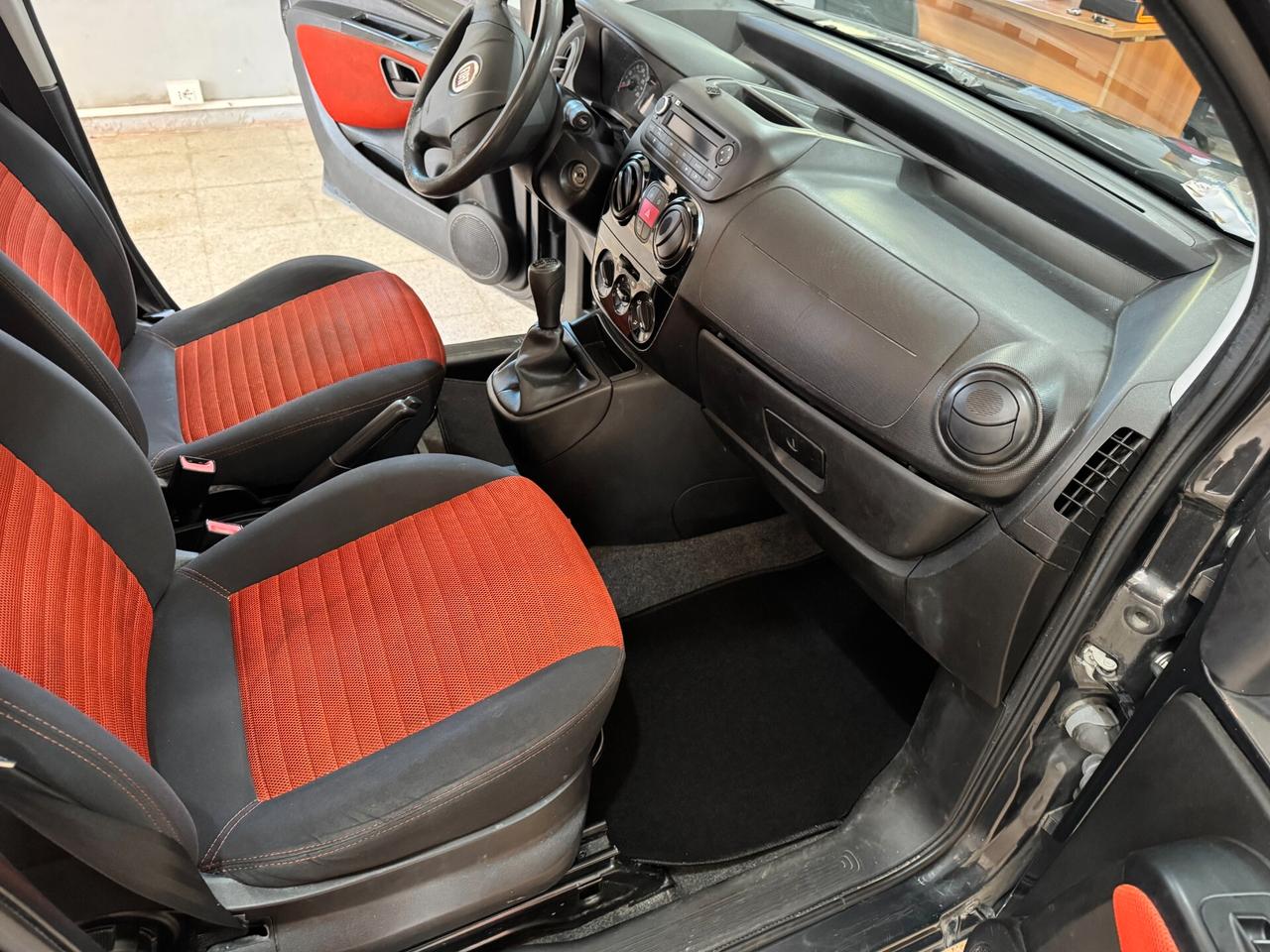 Fiat Qubo 1.3 MJT 75 CV Trekking