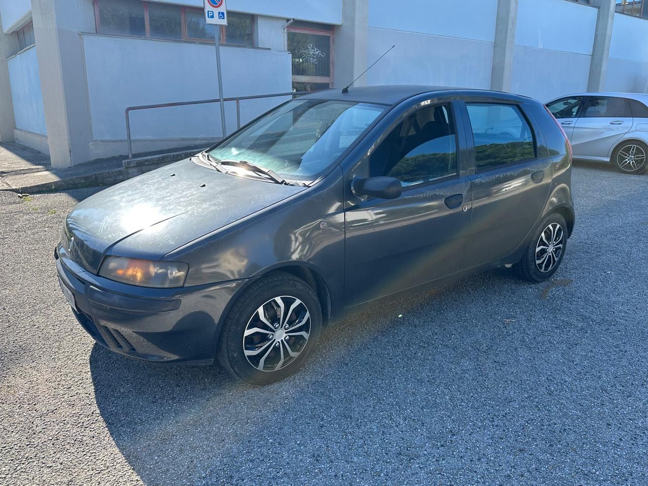 Fiat Punto 1.9 JTD 5 porte neopatentati