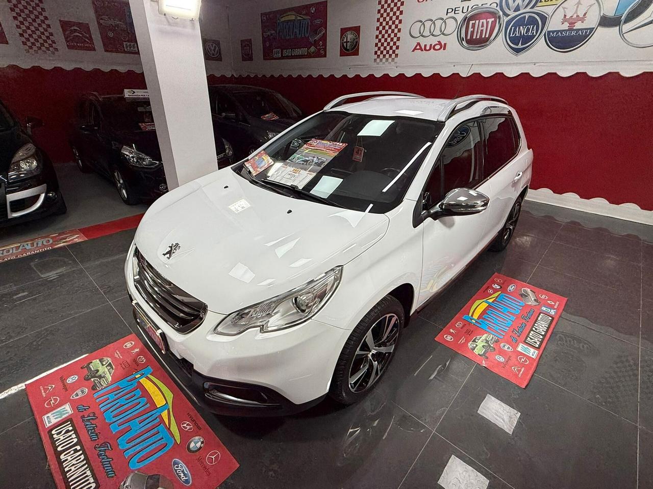 Peugeot 2008 1.6 e-HDi 92cv Urban Cross - 2014