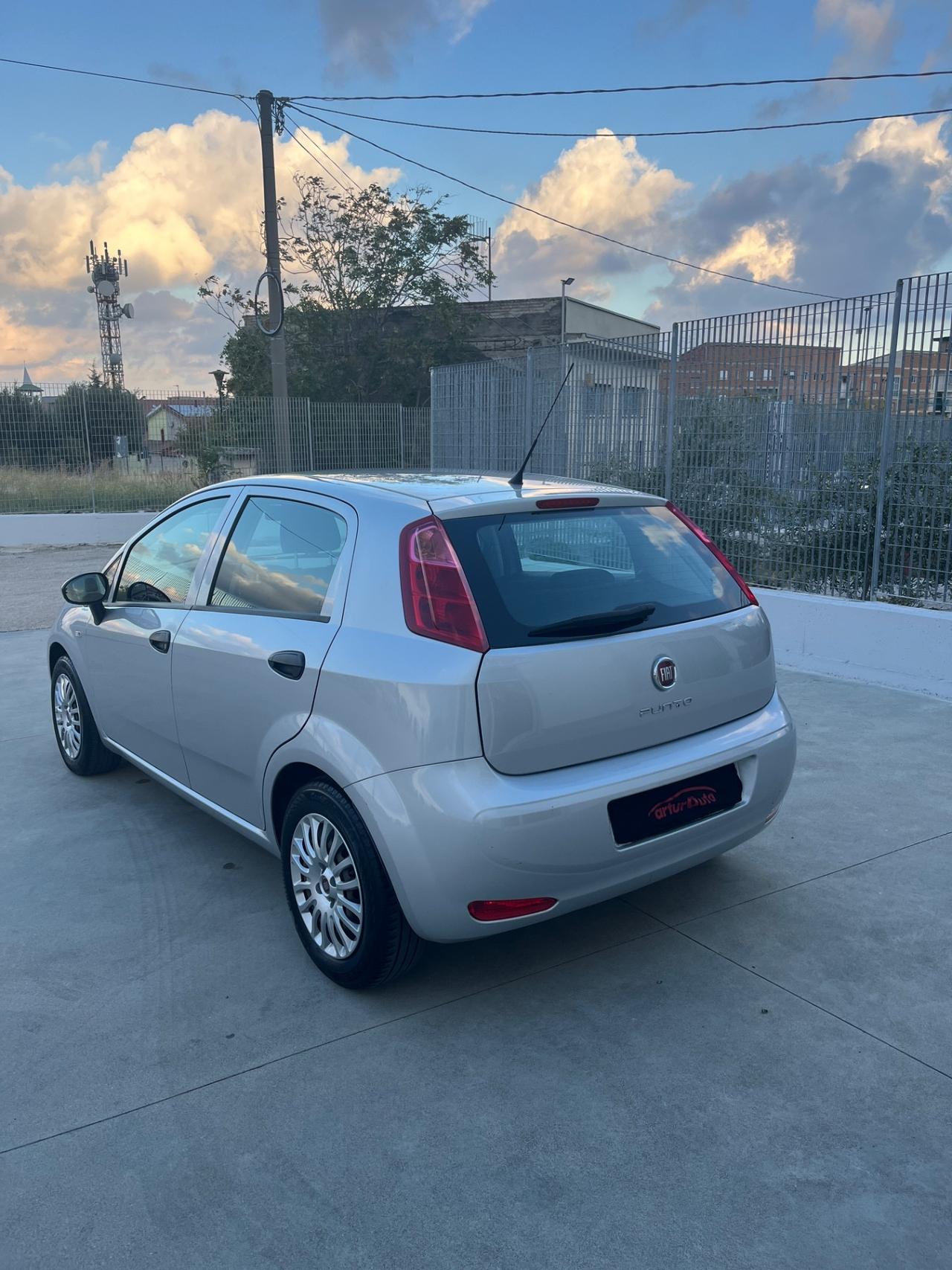 Fiat Punto 1.2 8V 5 porte Street
