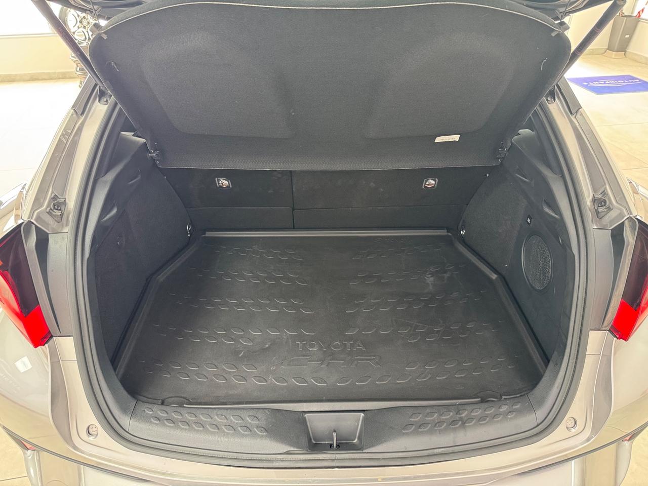 Toyota C-HR 2.0 Hybrid E-CVT Lounge