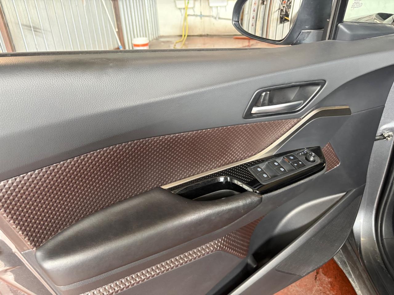 Toyota C-HR 1.8 Hybrid E-CVT Lounge COME NUOVA