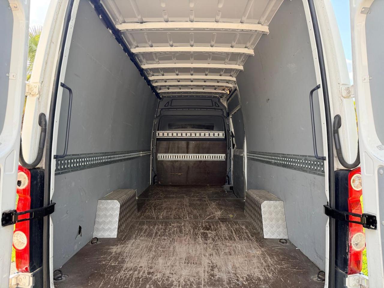 VOLKSWAGEN Crafter 35 2.0 tdi 136cv p.l. t.alto E5