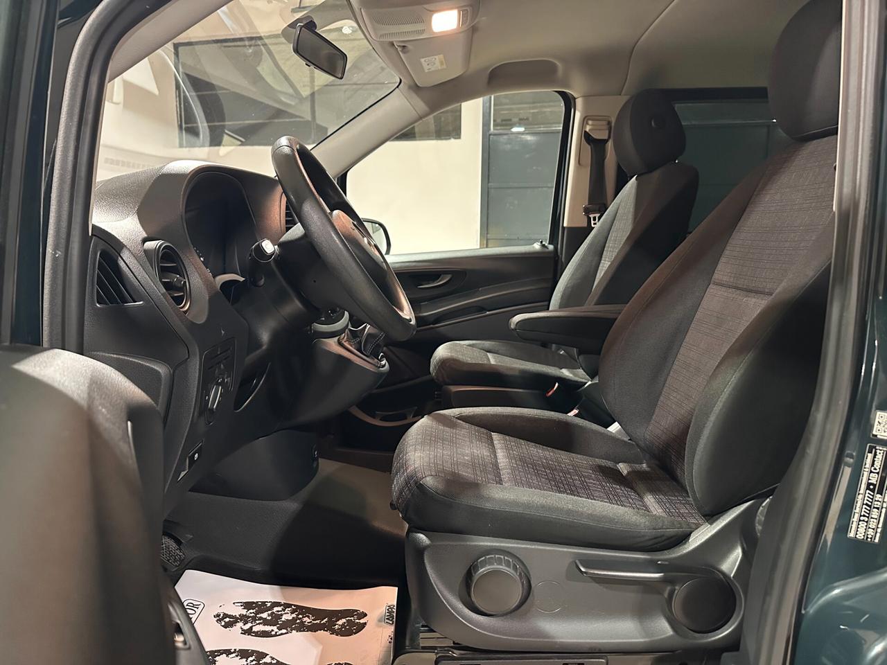 Mercedes-benz Vito 109 CDI Long - AUTOCARRO 5 POSTI 940KG PORTATA