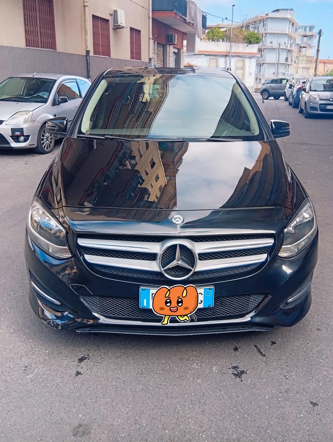 Mercedes-benz B 180 Premium
