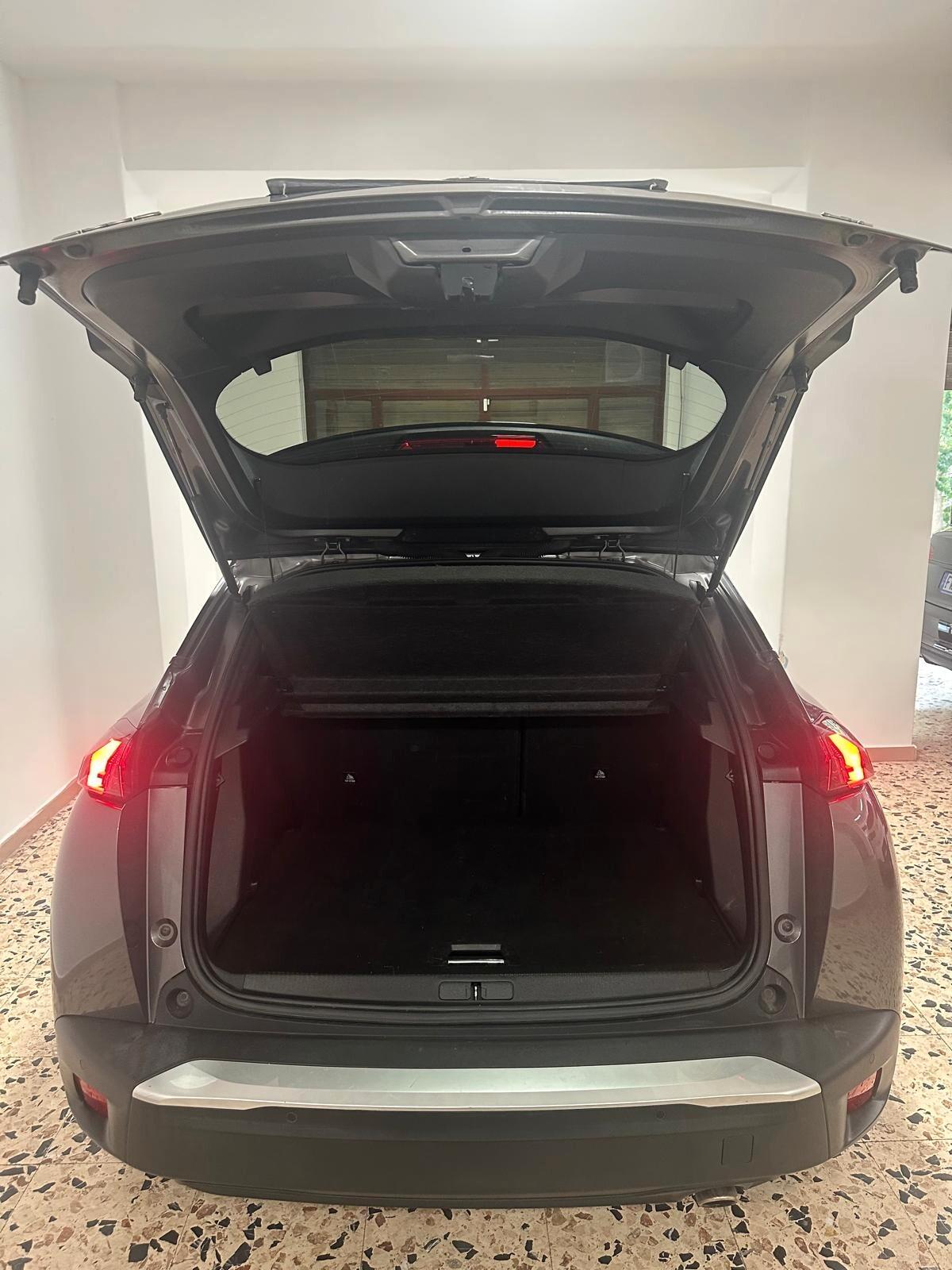 Peugeot 2008 BlueHDi 130 S&S EAT8 GT Pack