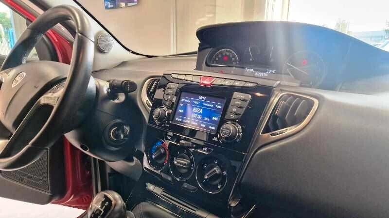 Lancia Ypsilon 1.2 69 CV Ecochic GPL Gold MY19