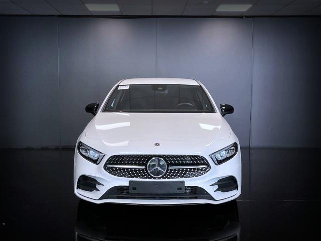 MERCEDES-BENZ A 200 d Automatic Premium AMG LINE