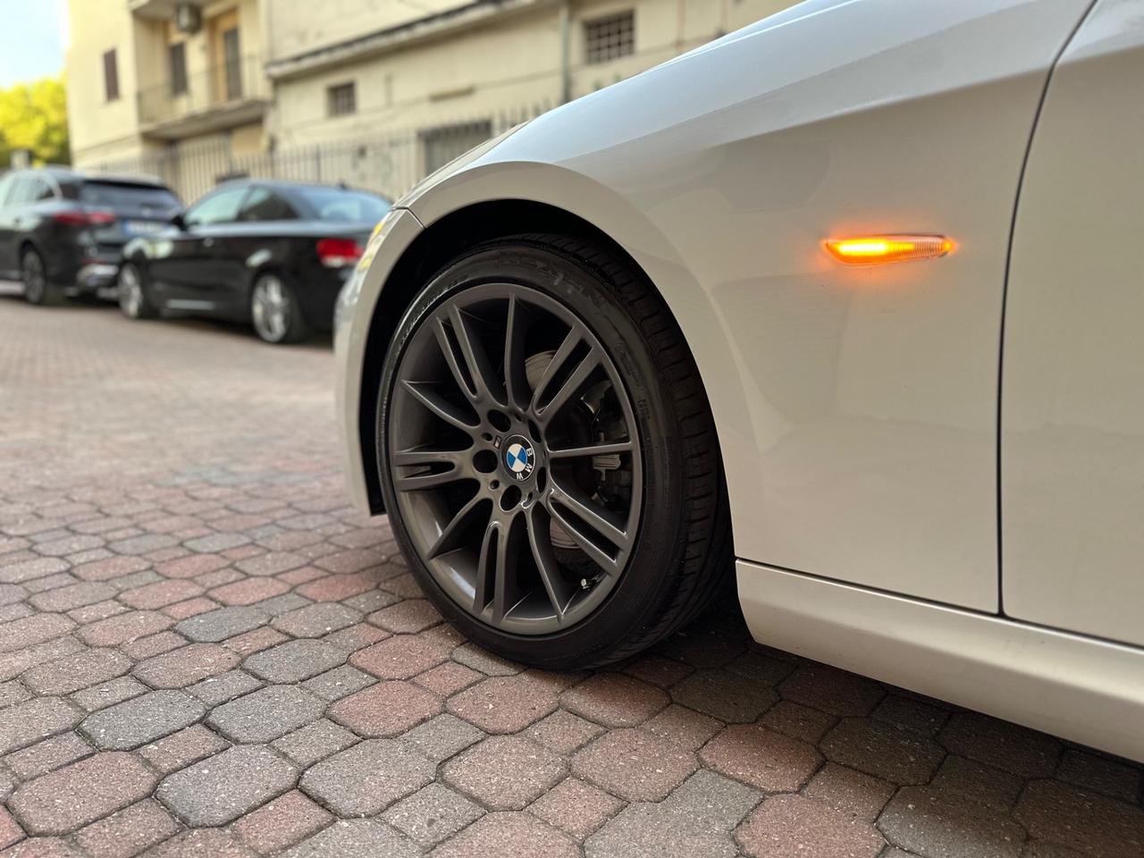 Bmw 320 Lci coupe’ Msport MANUALE