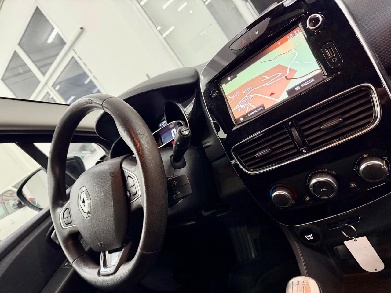 Renault Clio dCi 8V 75CV Start&Stop 5 porte FINANZIABILE