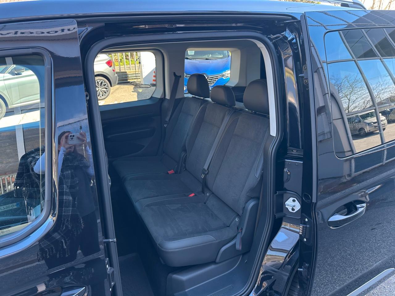 Volkswagen Caddy 2.0 TDI 122 CV DSG Style