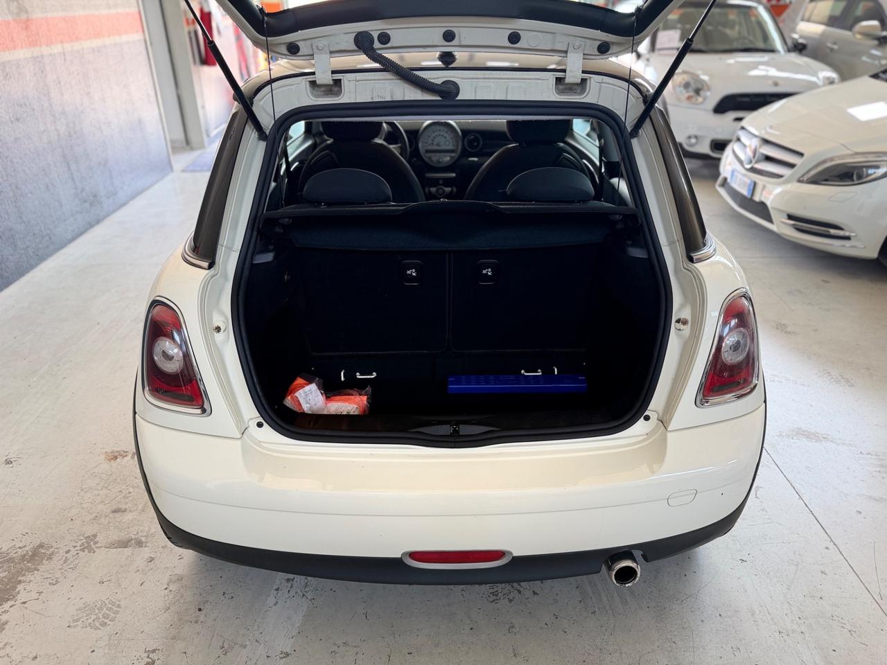 Mini 1.6 16V Cooper D NEOPATENTATI