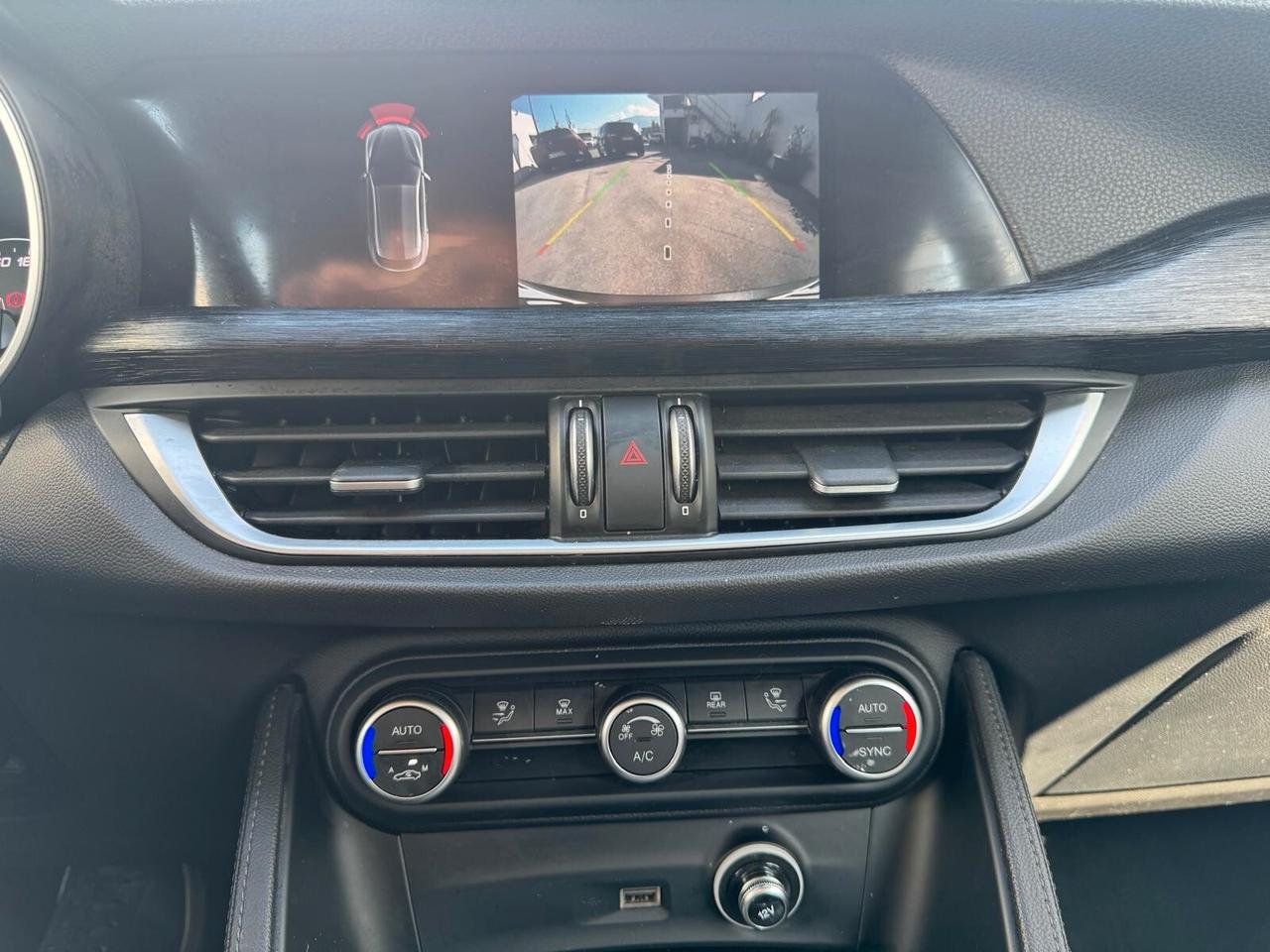 Alfa Romeo Stelvio 2.2 Turbodiesel 190 CV AT8 Q4 Business Automatic Navi Camera