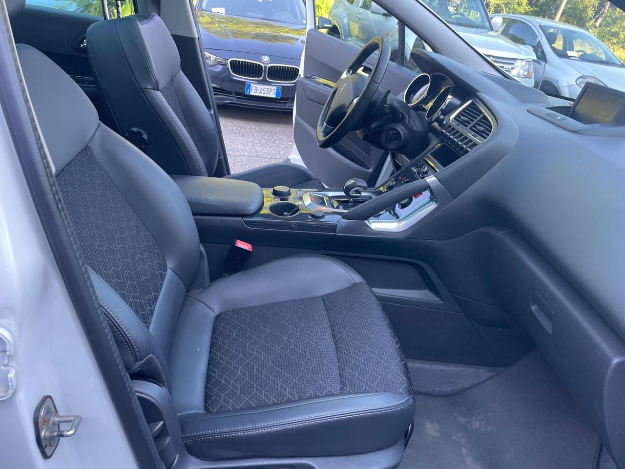Peugeot 3008 HYbrid4*Tetto*Full optional*