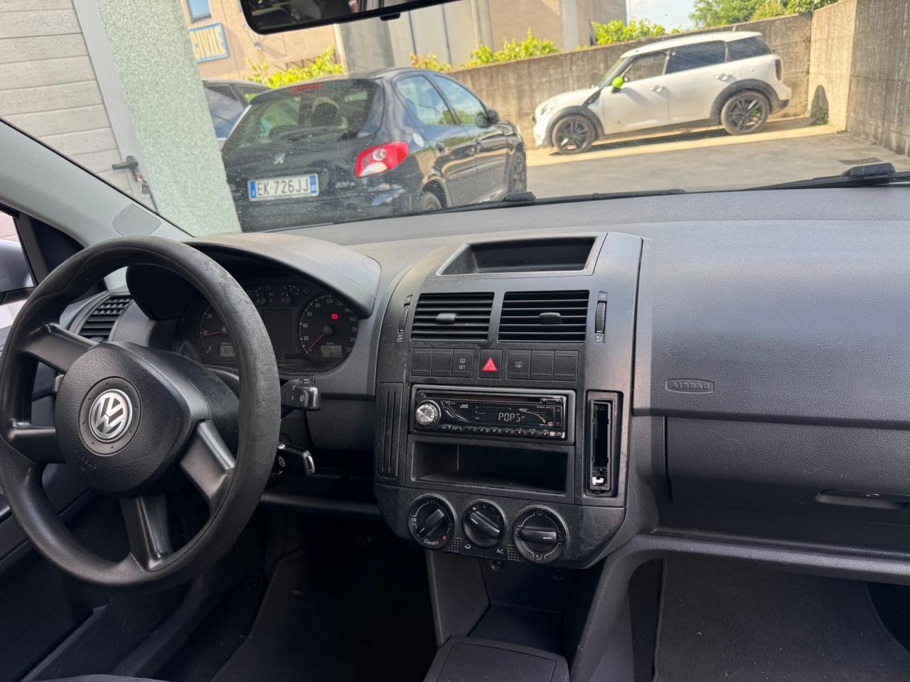 Volkswagen Polo 1.2/60CV 5p. Trendline