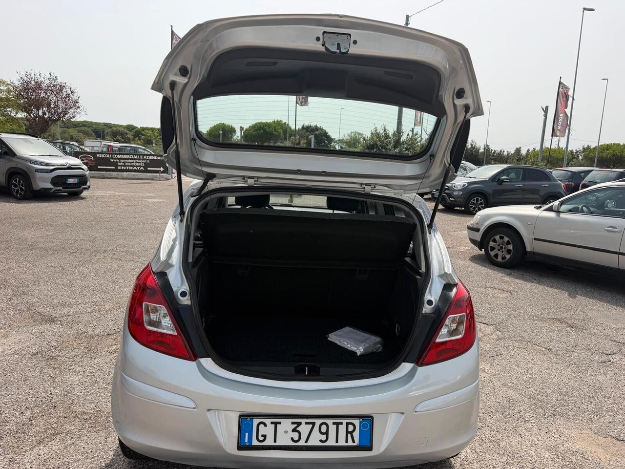 Opel Corsa 1.2 5 porte Easytronic Enjoy