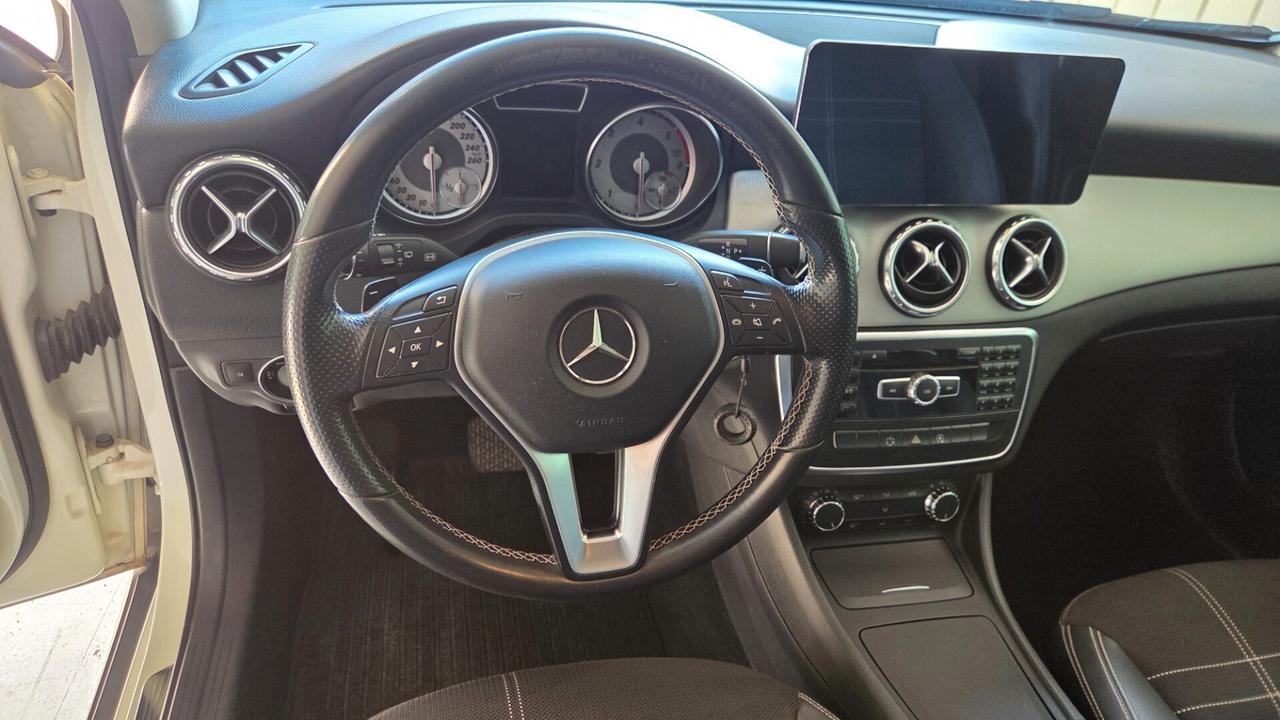 Mercedes-benz GLA 200 premium unico proprietario