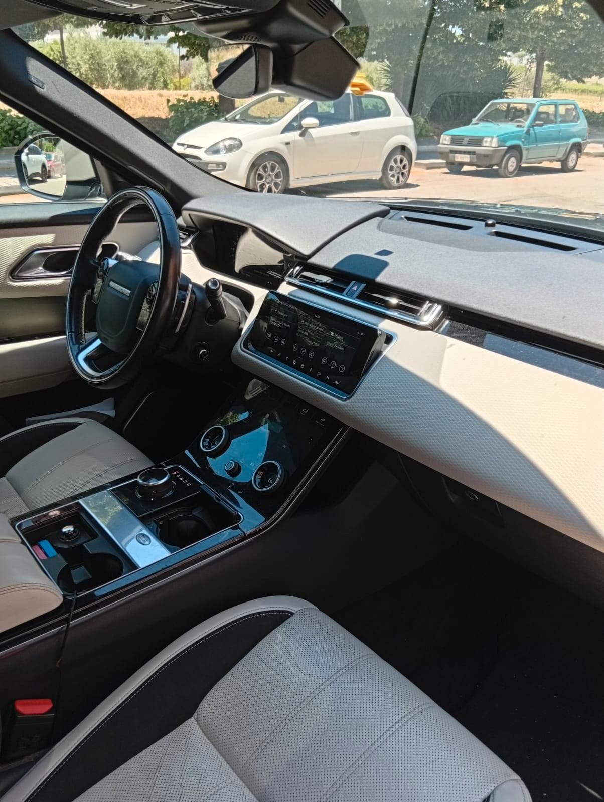 Land Rover Range Velar 2.0D 240 CV R-Dynamic