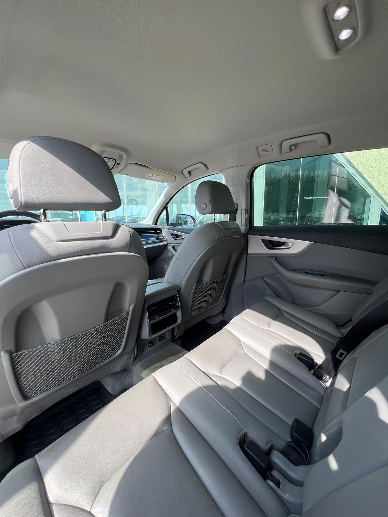 Audi Q7 50 TDI quattro tiptronic Business