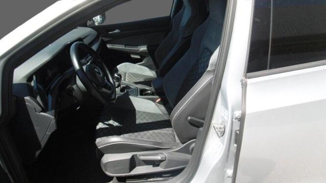 Volkswagen Golf VIII 1.5 tsi evo R-Line 130cv