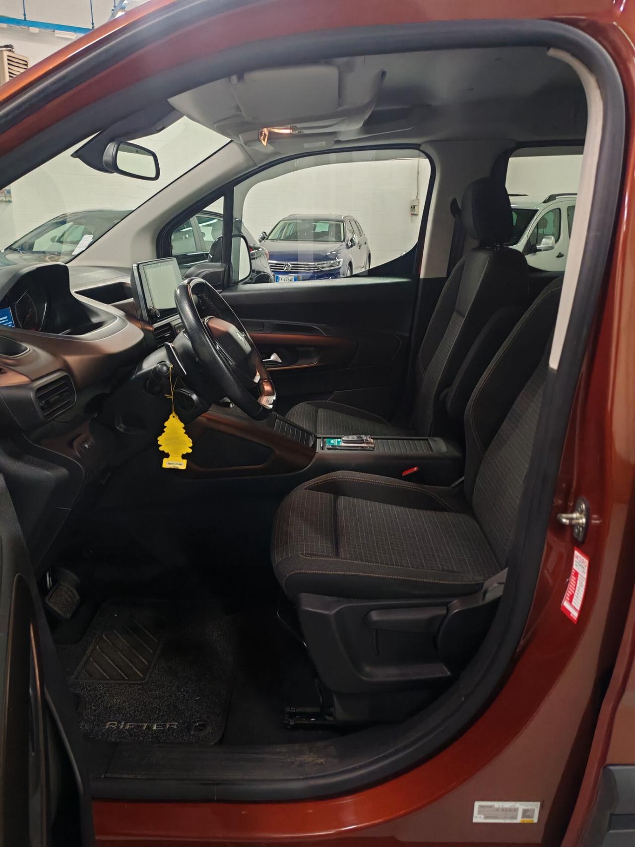 Peugeot Rifter BlueHDi 130 S&S EAT8 GT Line Long