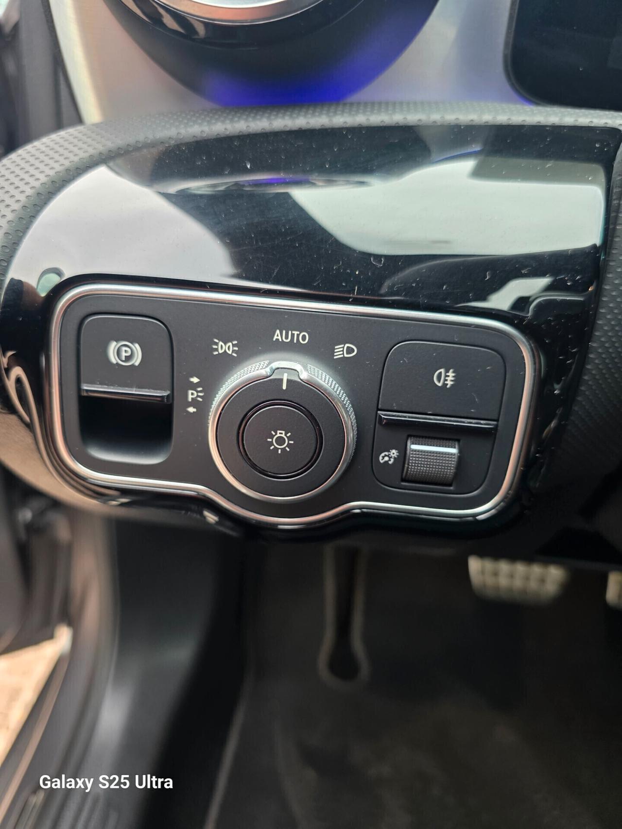 Mercedes-benz A35 AMG valutiamo usato