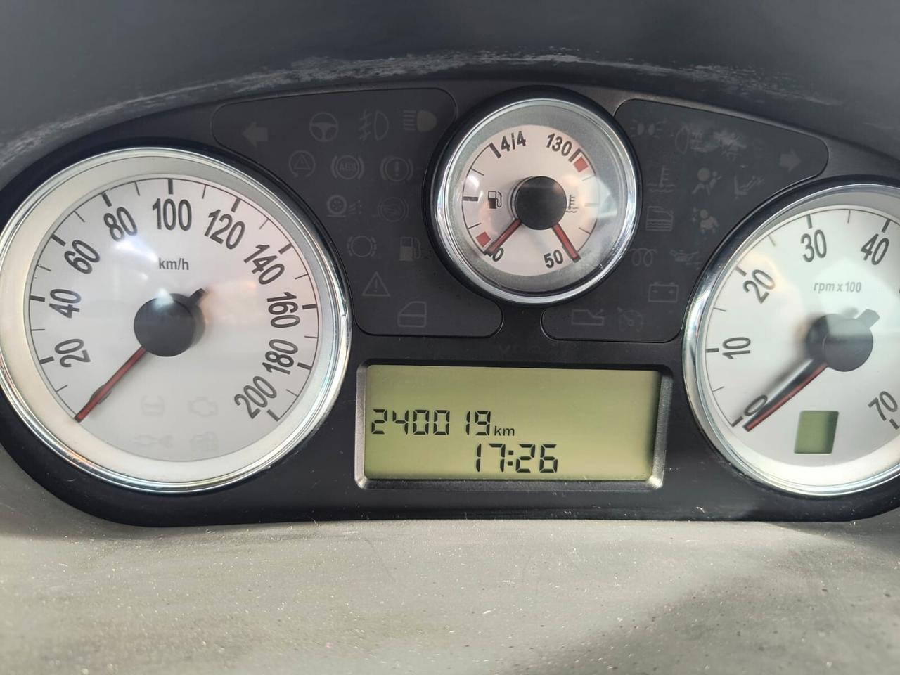Lancia Ypsilon 1.3 MJT 75 CV Argento