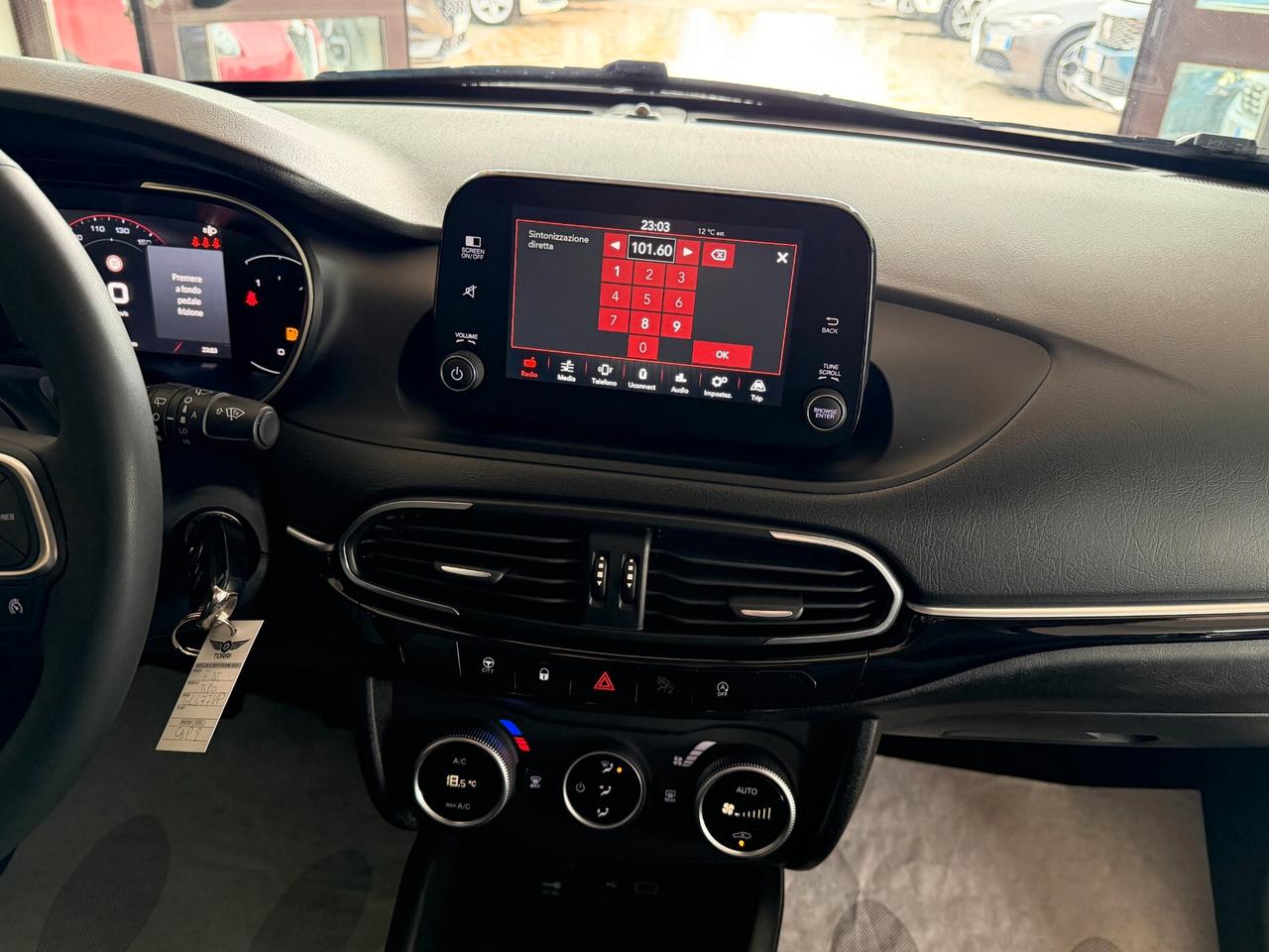 Fiat Tipo SW 1.6 M.JET 130 cv. CROSS