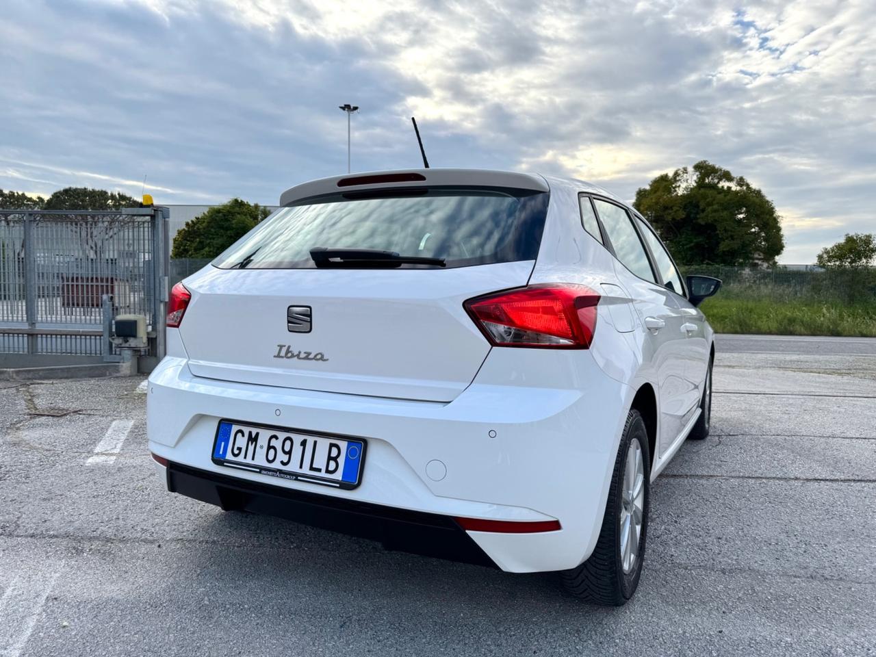 SEAT IBIZA 1.0 TGI Metano Style - Led Carplay
