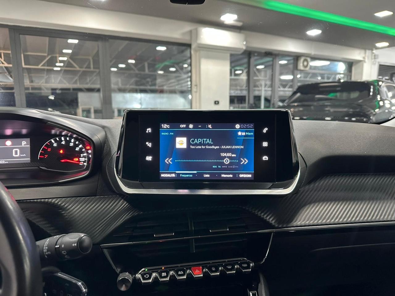 Peugeot 2008 PureTech 130 S&S EAT8 Active Pack