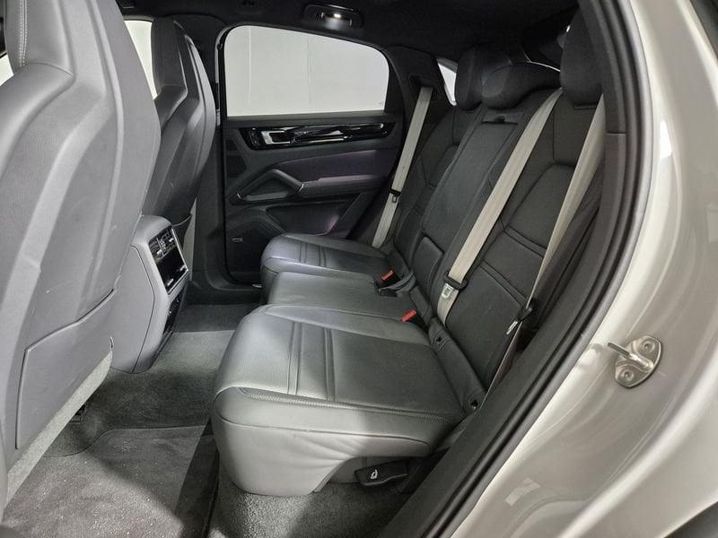 Porsche Cayenne Coupè Cayenne Coupe 3.0 e-hybrid 5p.ti tiptronic