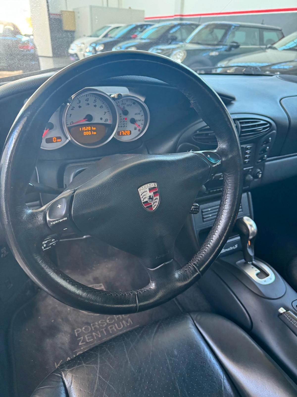 Porsche Boxster 3.2i 24V cat S