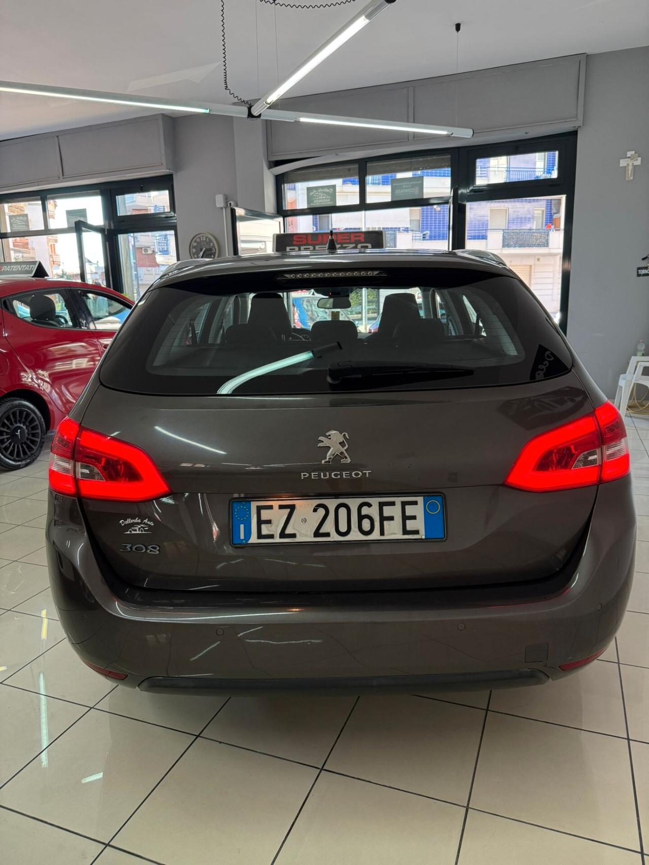 Peugeot 308 BlueHDi 120 S&S EAT6 SW Allure