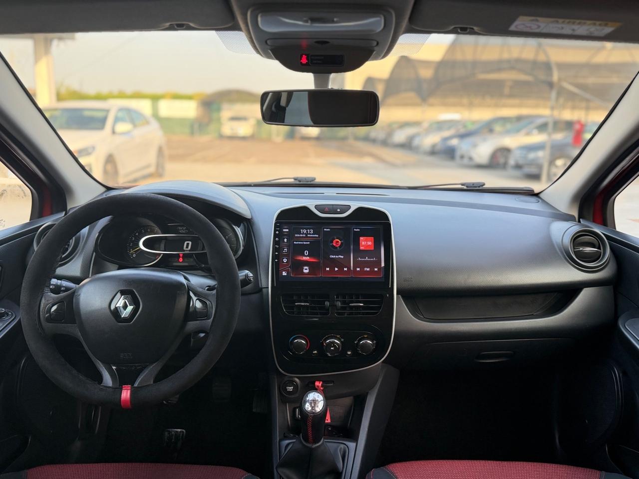 Renault Clio 1.2 73CV