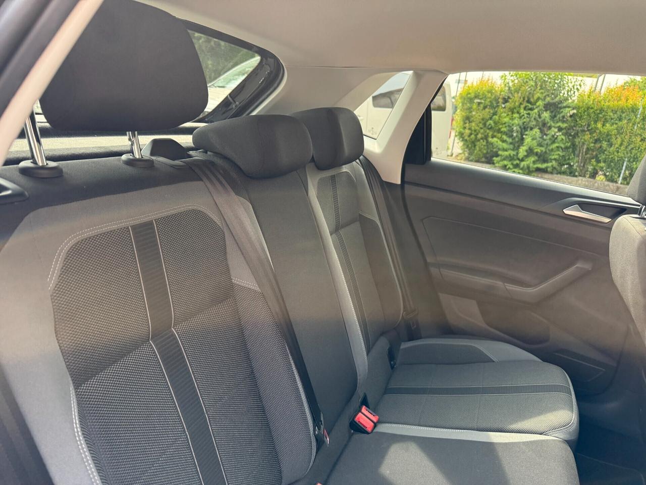 Volkswagen Polo 1.0 TSI 5p. R LINE