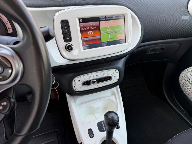 smart fortwo 90 TURBO passion twinamic, NAVI, TETTO PANORAMA!
