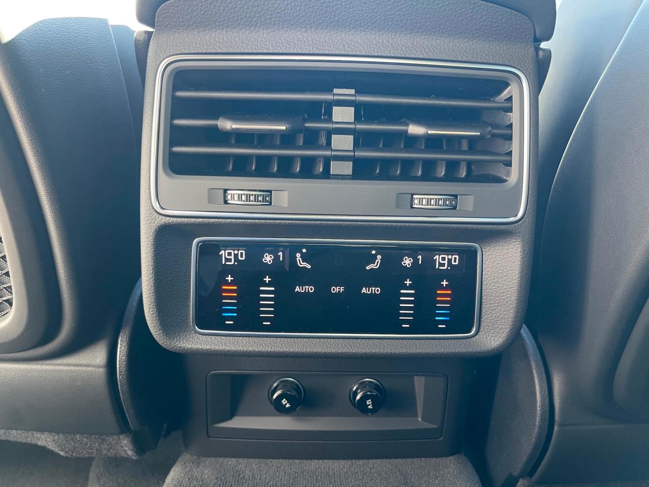 Audi Q8 50 TDI S-Line Quattro MY24*23"*HEAD-UP*SOFTCLOSE