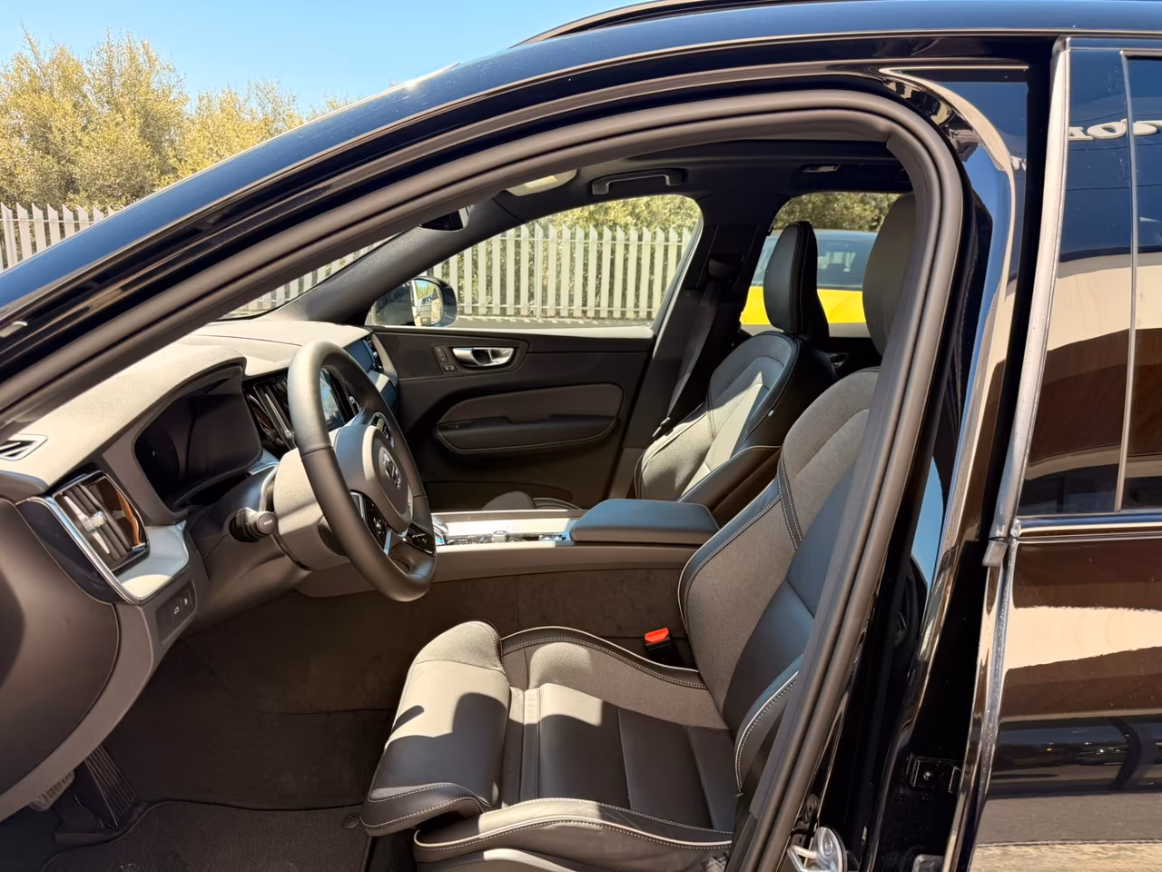 Volvo XC 60 XC60 T6 Plug-in hybrid AWD automatico Plus Black Edition