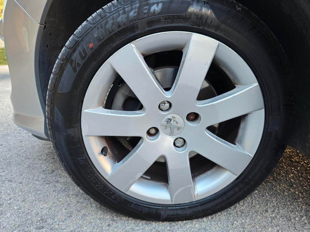 Peugeot 308 1.6 HDi 90CV 5p. Full opt nuova 2009