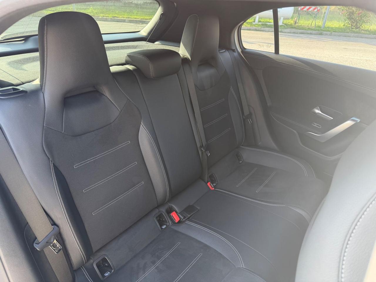 Mercedes-Benz A 180 AMG Line Premium A 180 #11354