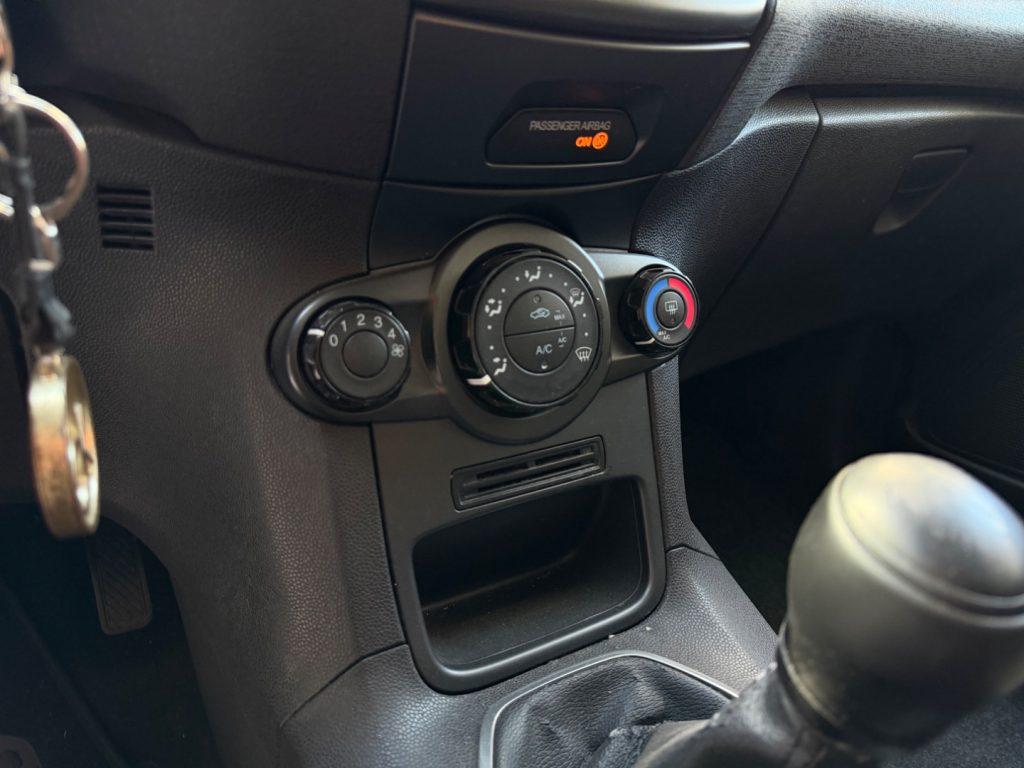 Ford Fiesta 1.4 5 porte Bz.- GPL CASA MADRE