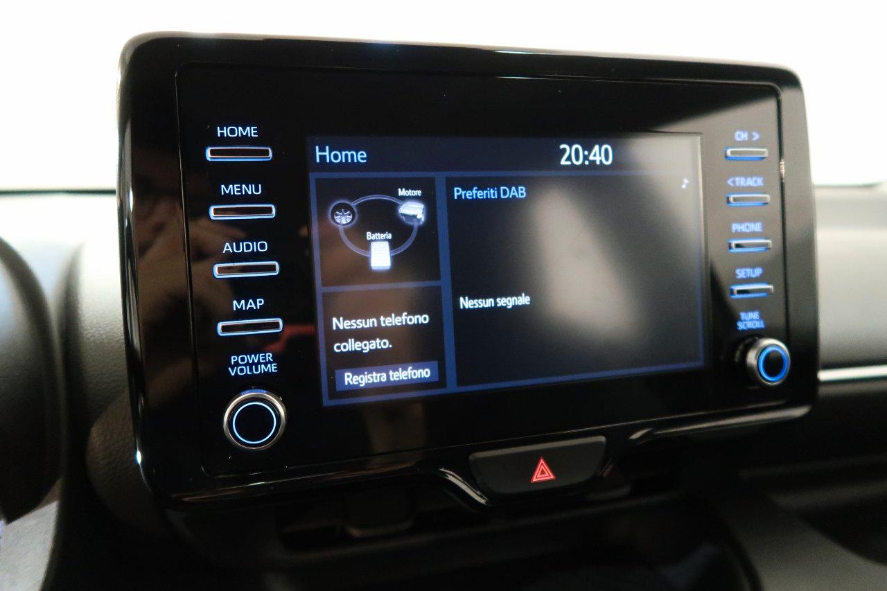 Toyota Yaris 1.5h Business # TELECAMERA # CAMBIO AUT #
