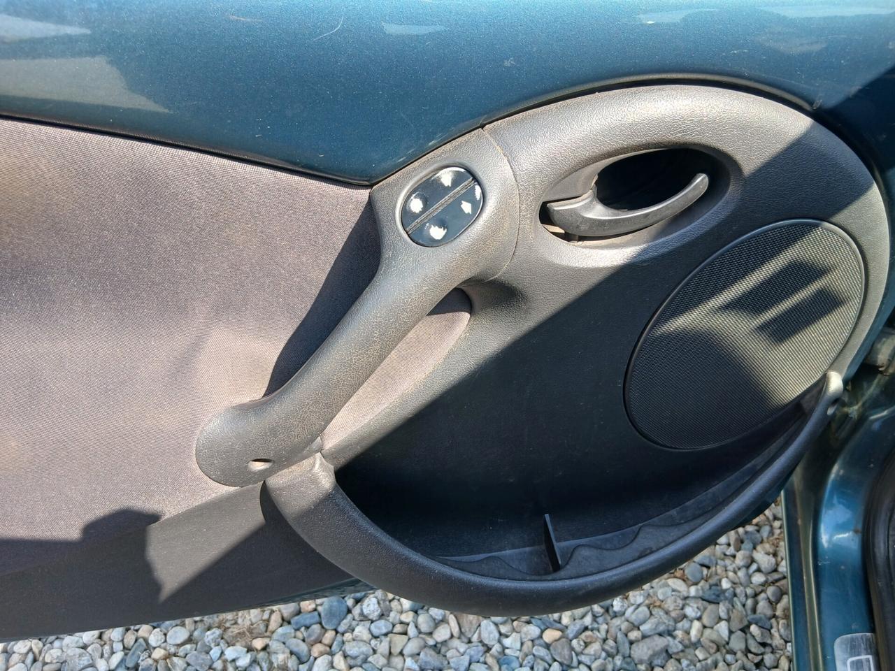 FORD KA 1300 b
