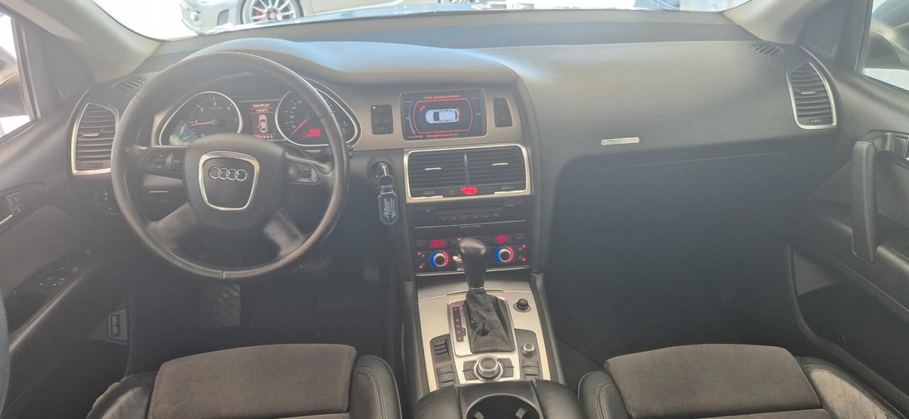 AUDI Q7 3.0TDI V6 233CV TIPTRONIC TettoP. 2007